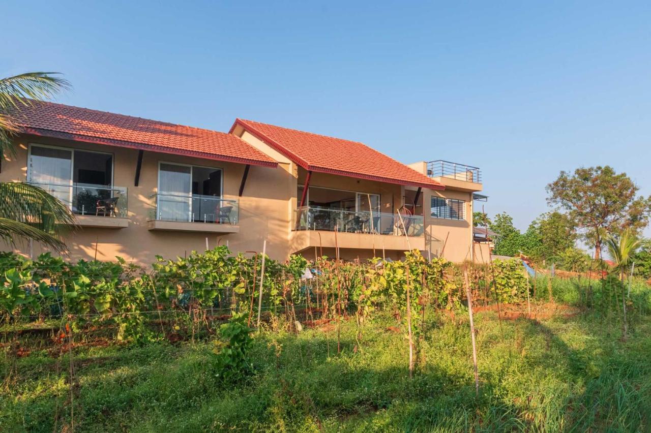 Luna Villa By Stayvista - Lakeside Charm With Terrace, Lush Lawn & Modern Decor Nashik Dış mekan fotoğraf